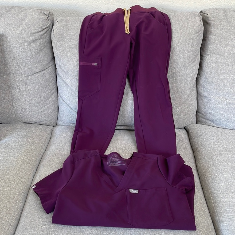 Sold as a set: Figs Deep Purple